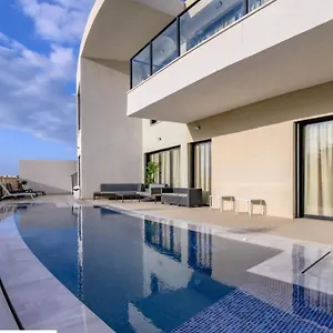 Top-class Luxury Bsamim With Full Sea View Heated Pool !!!! אילת